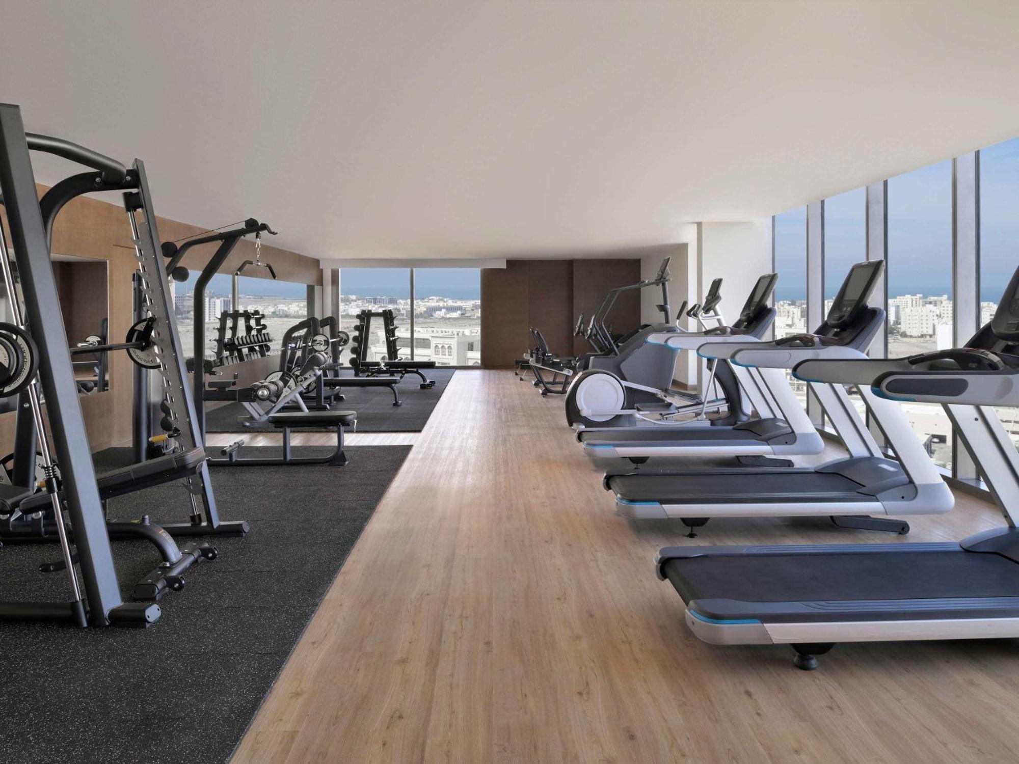 Moevenpick Hotel & Apartments Ghala Muscat Exteriör bild The gym at the 1000 Museum