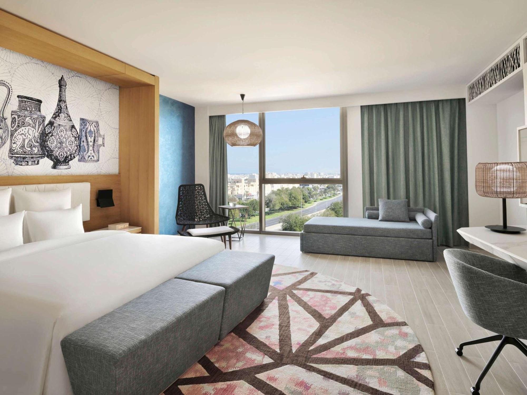 Moevenpick Hotel & Apartments Ghala Muscat Exteriör bild Deluxe Room